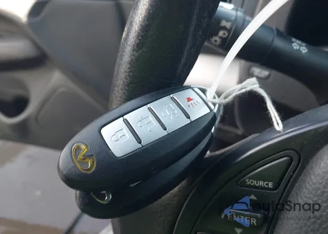 2015 Infiniti Q40 z USA, uszkodzony, nr VIN JN1CV6AR5FM521993